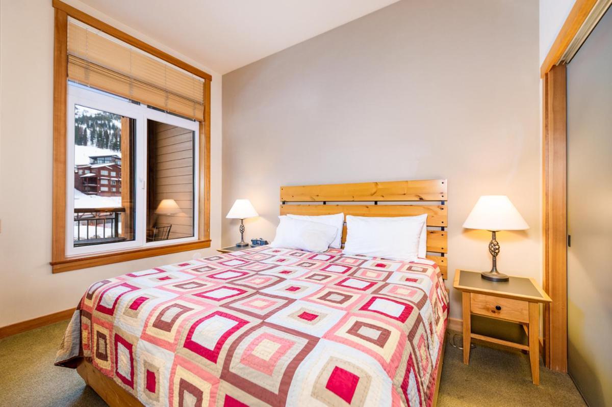 Schweitzer Mountain Resort White Pine Lodge 샌드포인트 외부 사진