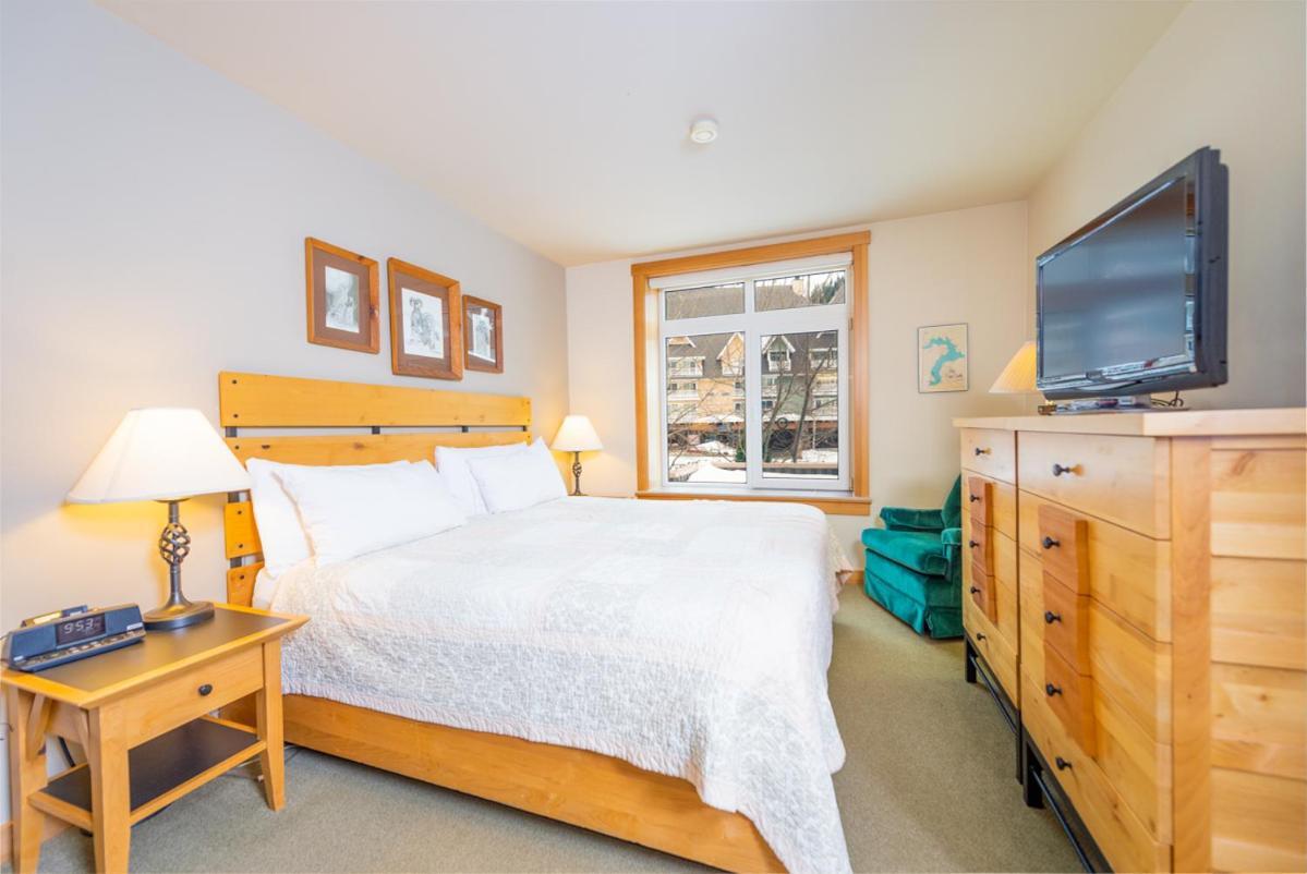 Schweitzer Mountain Resort White Pine Lodge 샌드포인트 외부 사진